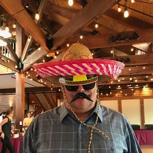 Meet your Posher, Scott